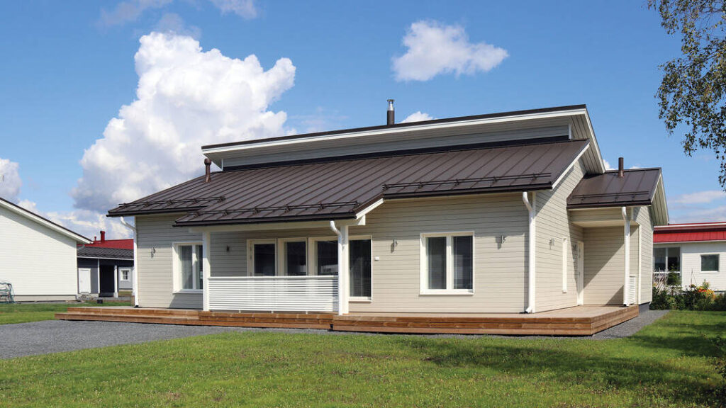 Sadevesi- ja kattoturvatuotteiden uusiminen kattoremontin yhteydessä